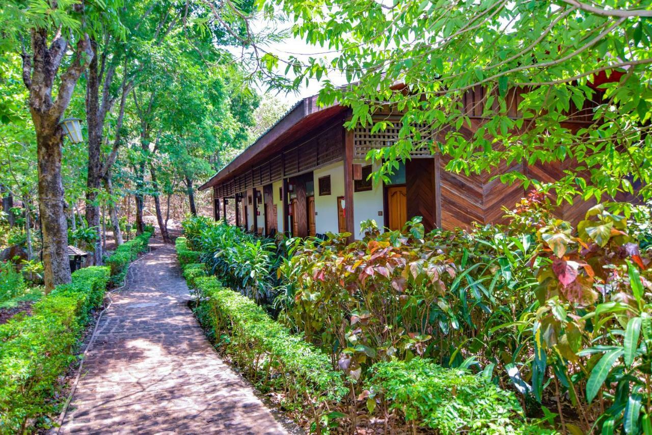 Popa Mountain Resort Mount Popa Kültér fotó